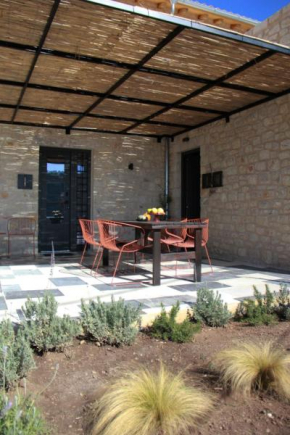 Lithero Suites